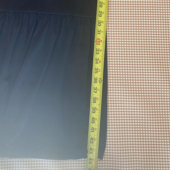 BCBGeneration off the shoulder women’s black dress. Size medium - Picture 10 of 10